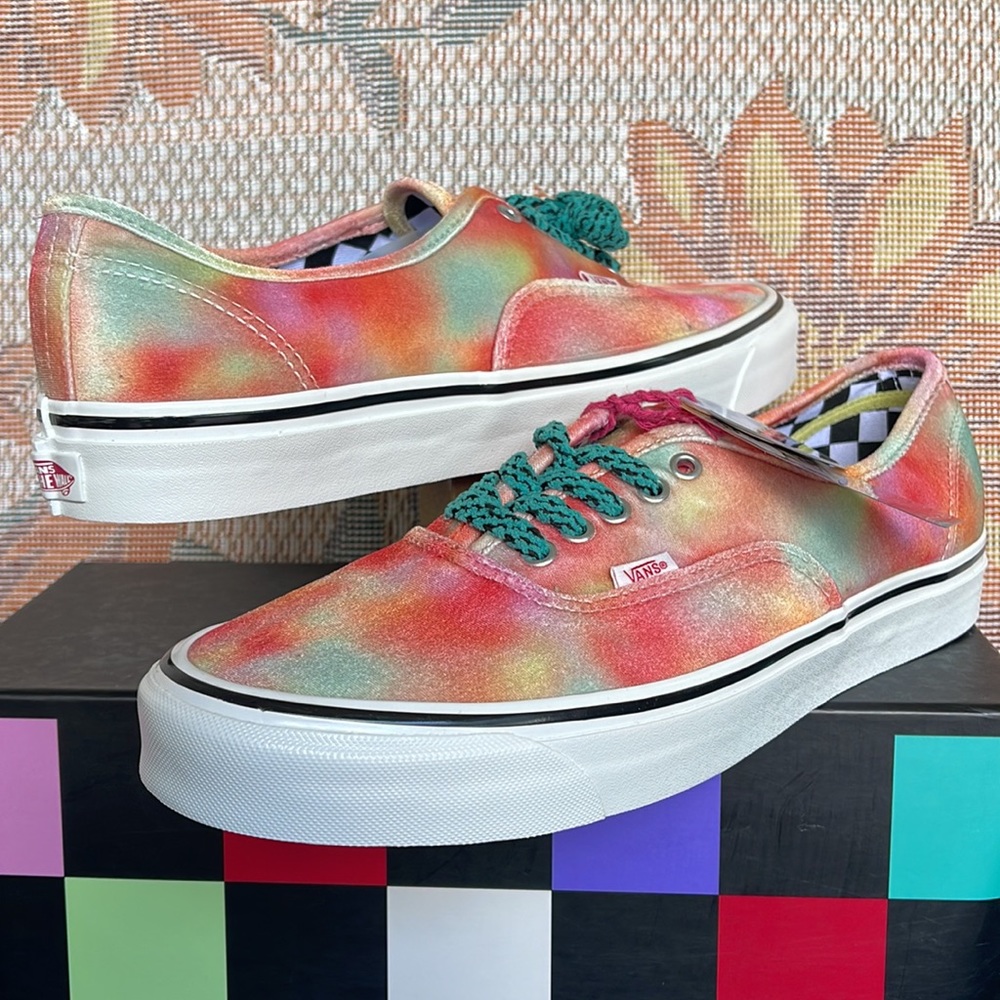 Vans Authentic 44 D
Ireneisgood Multi
VN0005U8BMC
WMNS Sneakers - Picture 9 of 16